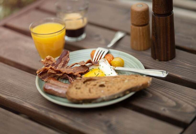 בית מלון כפרי Mayfair