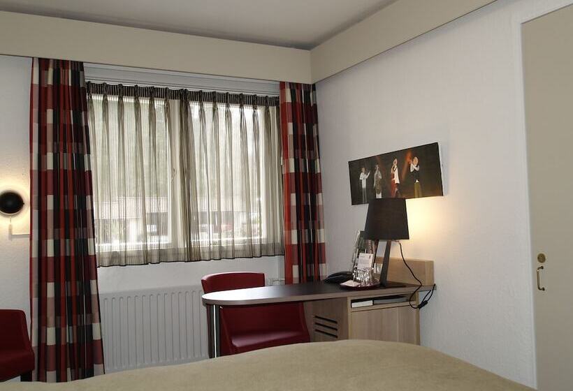 فندق Rold Storkro