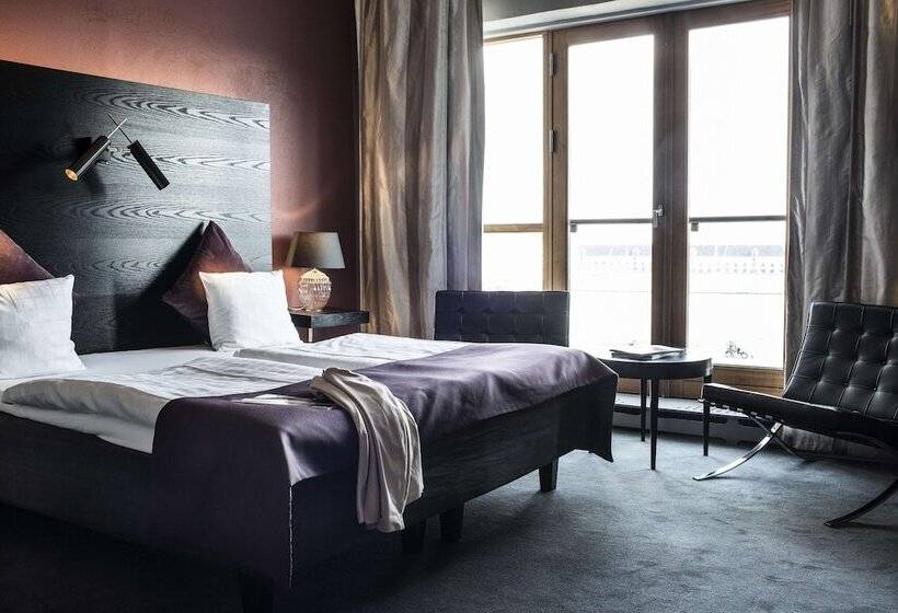 هتل Scandic Front