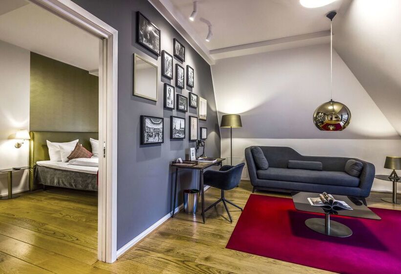 هتل Scandic Palace