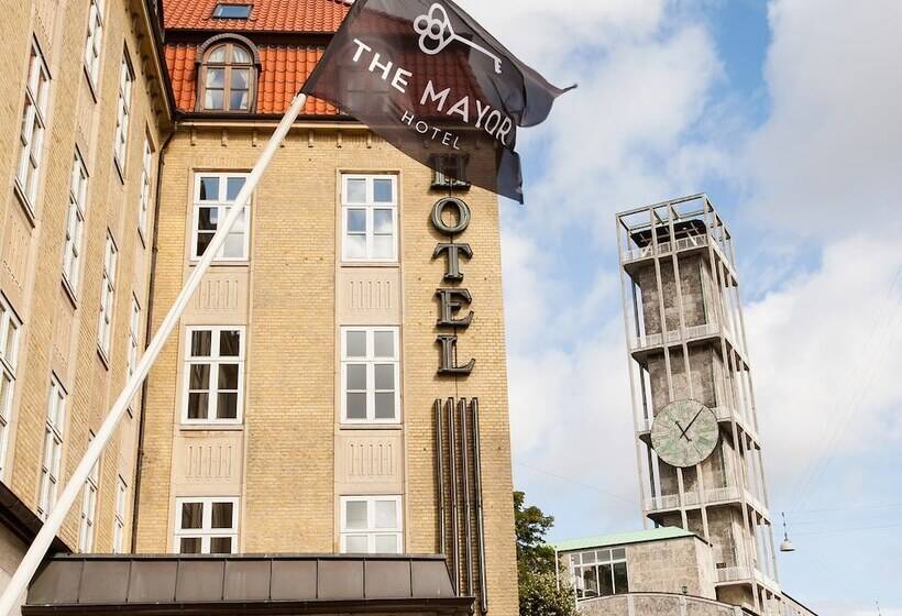 هتل Scandic The Mayor