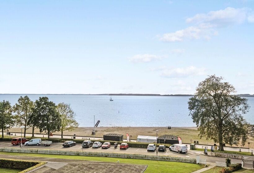 هتل Sonderborg Strand