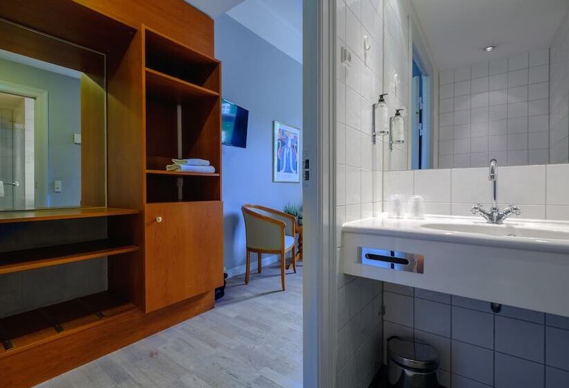 هتل Four Points Flex By Sheraton Roskilde