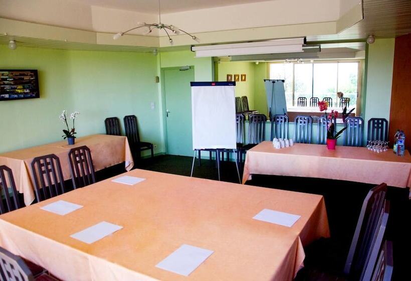 בית מלון כפרי Logis Hôtel De La Bruyere