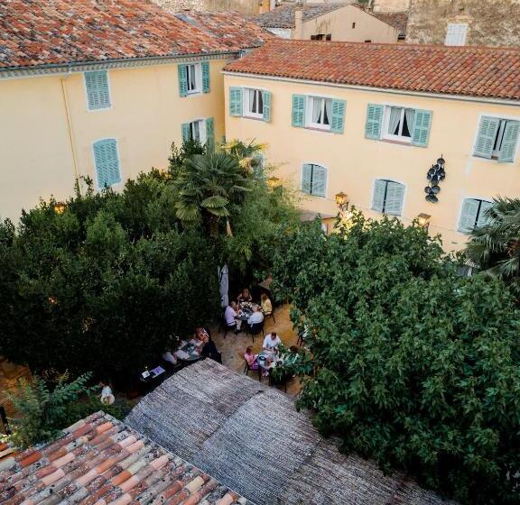 בית מלון כפרי Auberge De La Tour