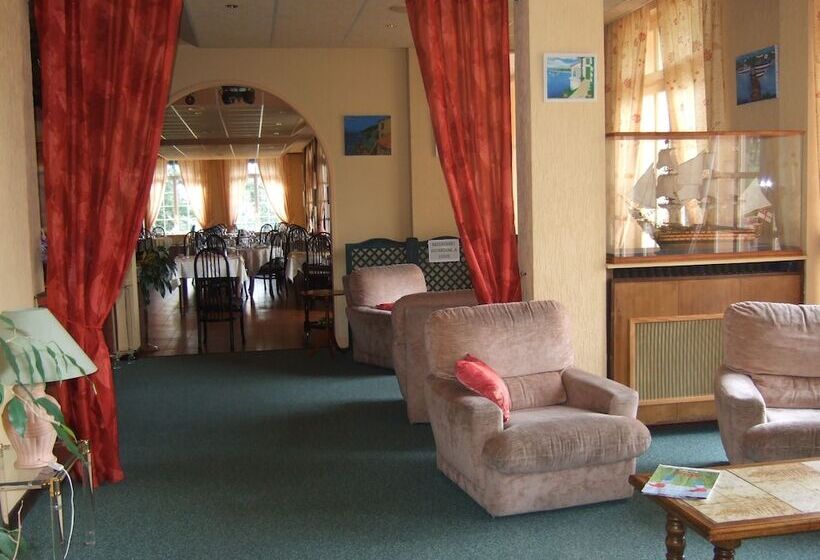 호텔 Auberge De L Orisse Et Iris Hostel