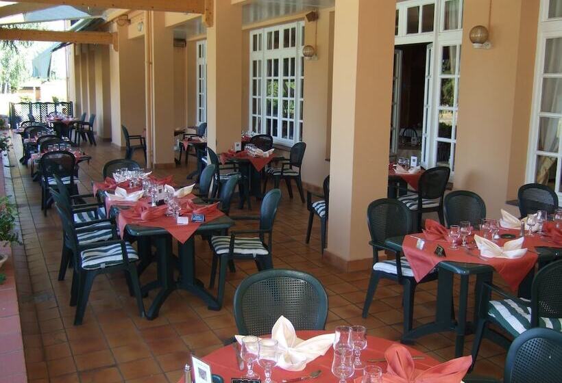 호텔 Auberge De L Orisse Et Iris Hostel