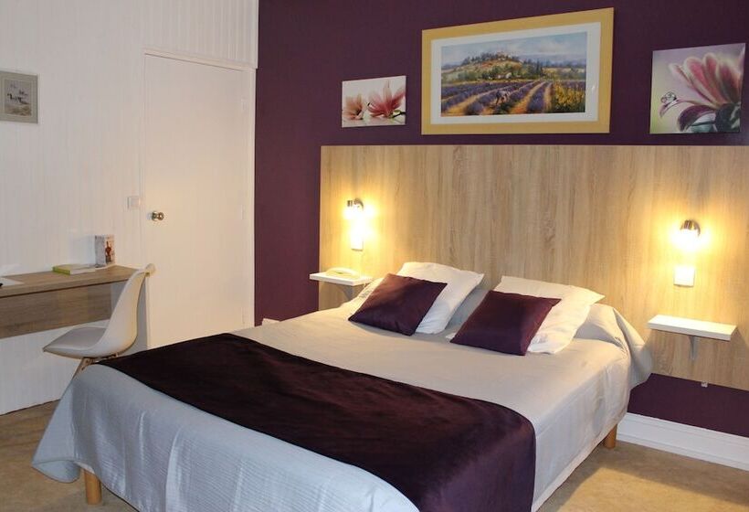 호텔 Auberge De L Orisse Et Iris Hostel