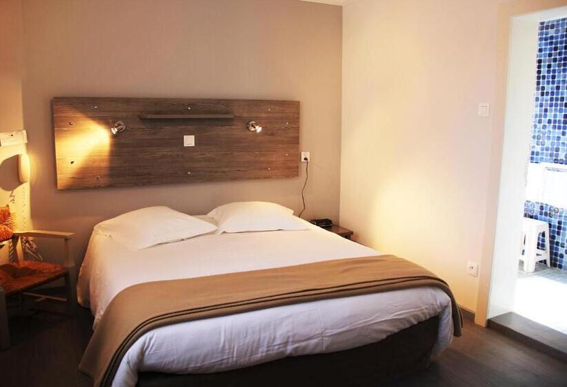 هتل Hostellerie Au Cygne