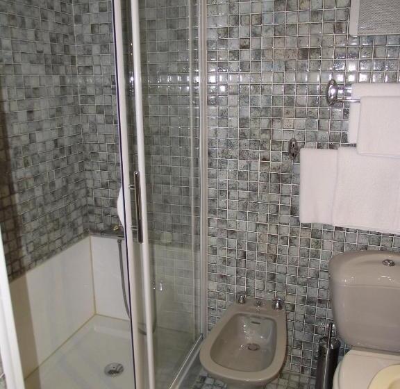 هتل Hostellerie Au Cygne