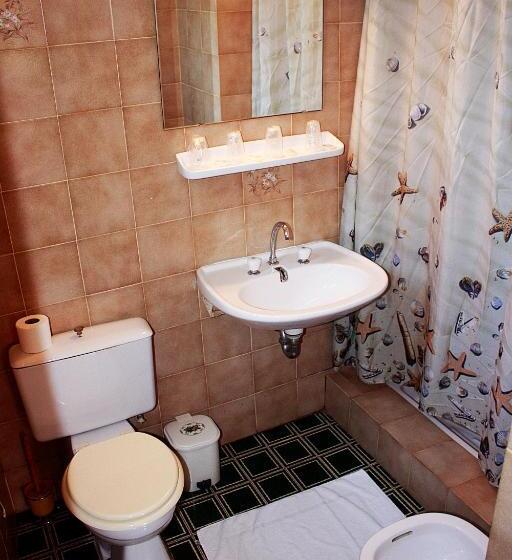 هتل Hôtel Pub Le Petit Bosquet