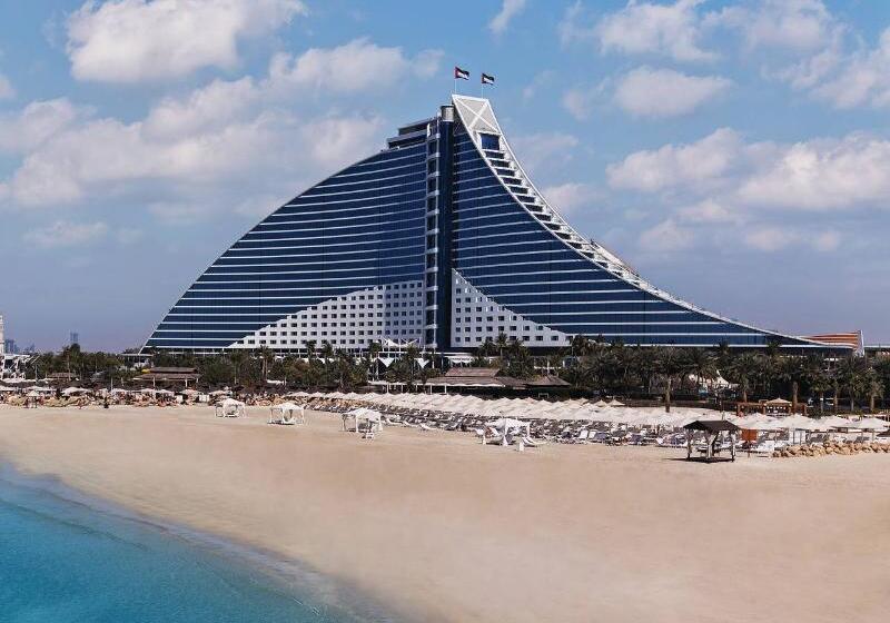 Jumeirah Beach Hotel Dubai