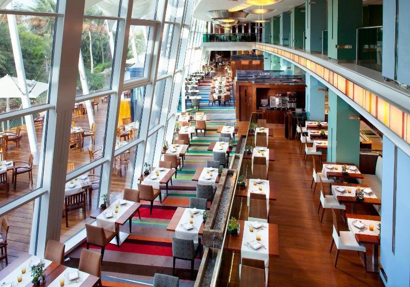 Jumeirah Beach Hotel Dubai