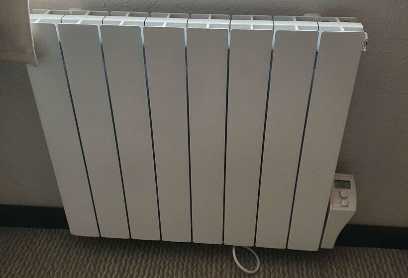 בית מלון כפרי Kyriad Villefranche Sur Saone