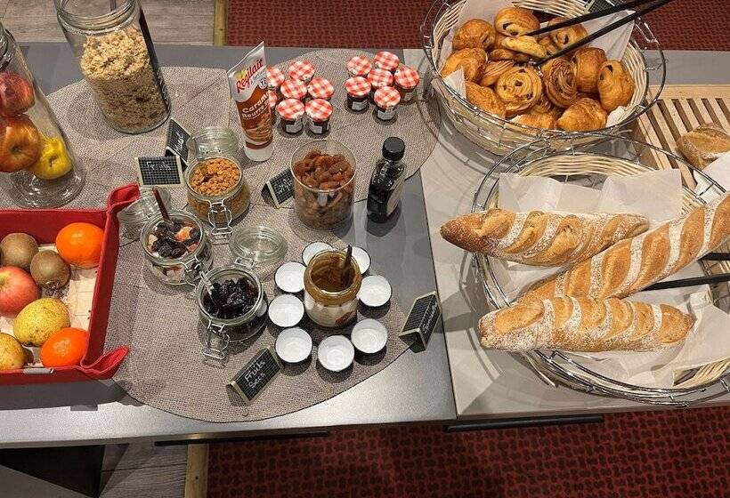 בית מלון כפרי Kyriad Villefranche Sur Saone