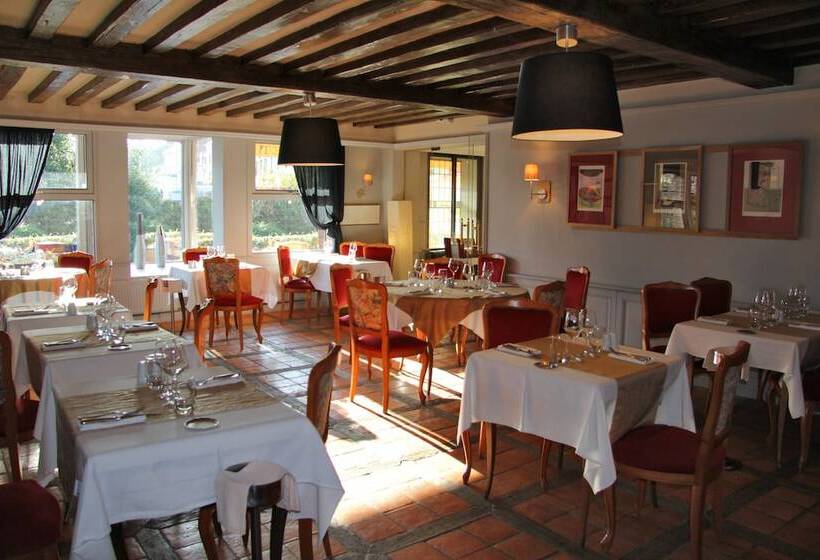酒店 L Auberge Du Cochon D Or