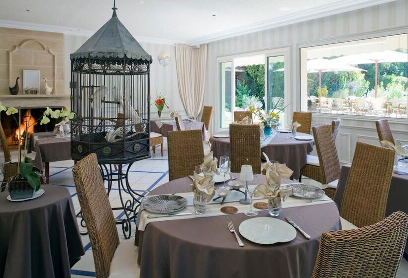 فندق Logis Auberge Du Centre