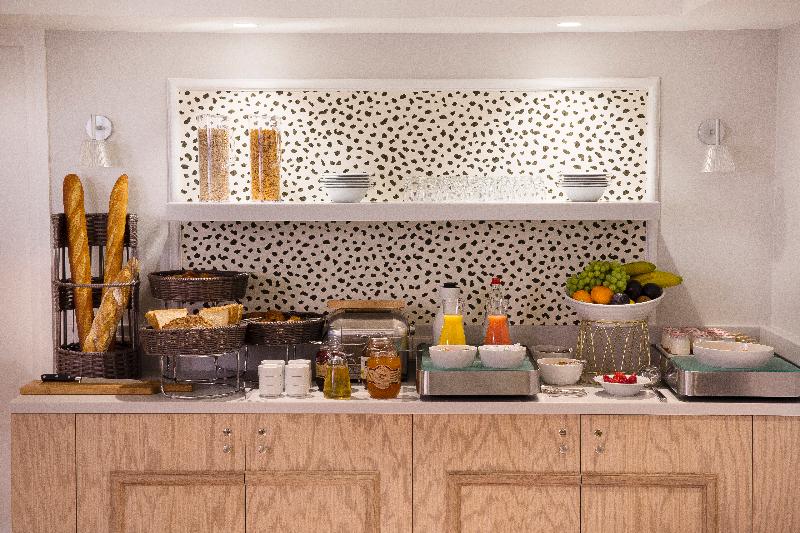 ホテル Pastel Paris