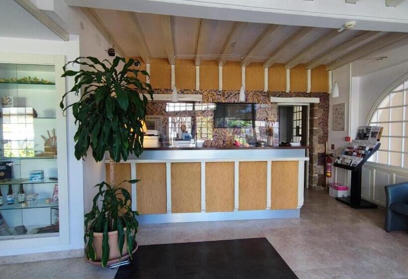 Logis Grand Hotel Pelisson