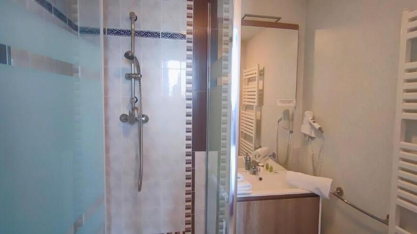 Logis Grand Hotel Pelisson