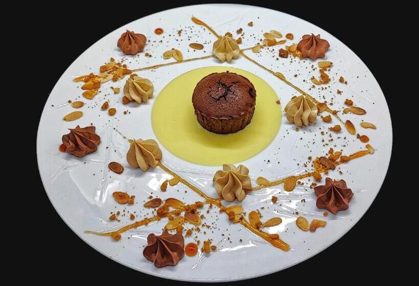 Logis Grand Hotel Pelisson