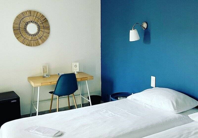 מוטל Amerique Hotel Palavas   Piscine   Plage