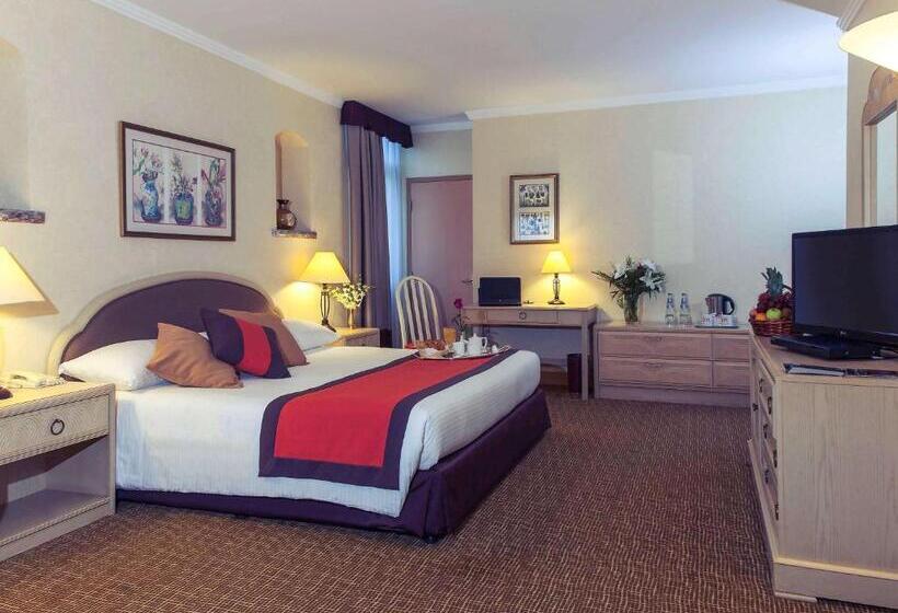 Novel Hotel City Center