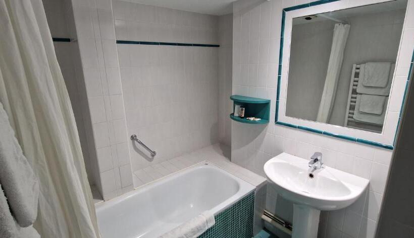 فندق Beau Rivage