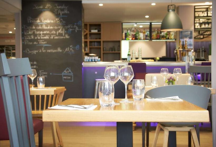 Отель Campanile Dijon Centre  Gare