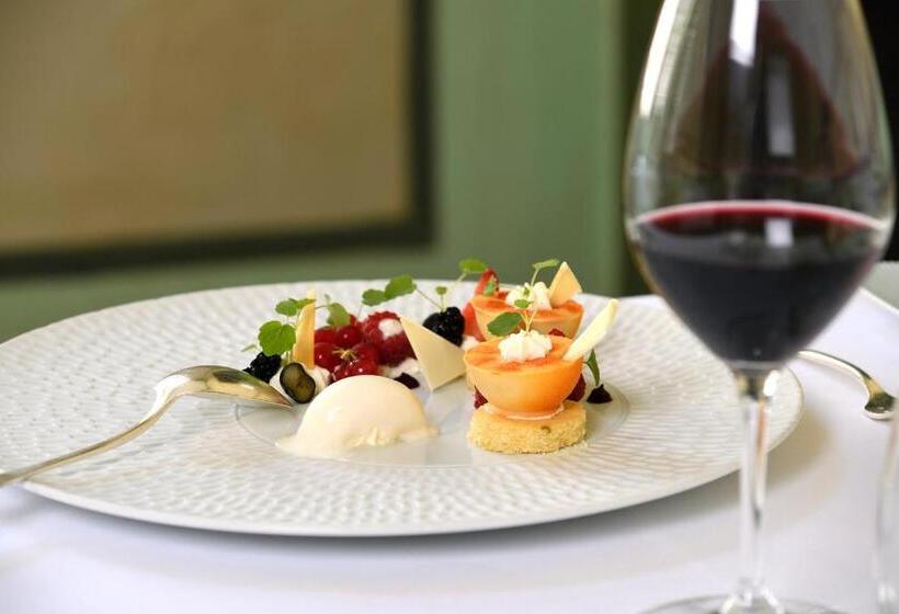 호텔 Chateau De Pizay