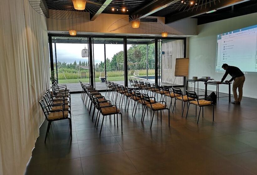 Отель Château Du Clair De Lune   Boutique Luxury