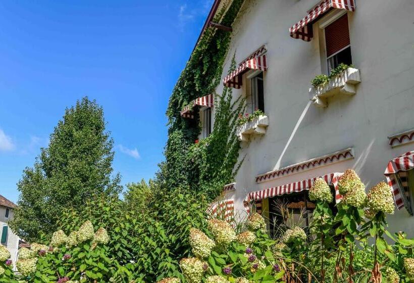 فندق Du Commerce