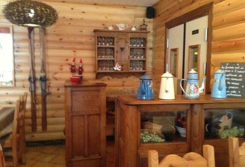 فندق Hôtel Boule De Neige