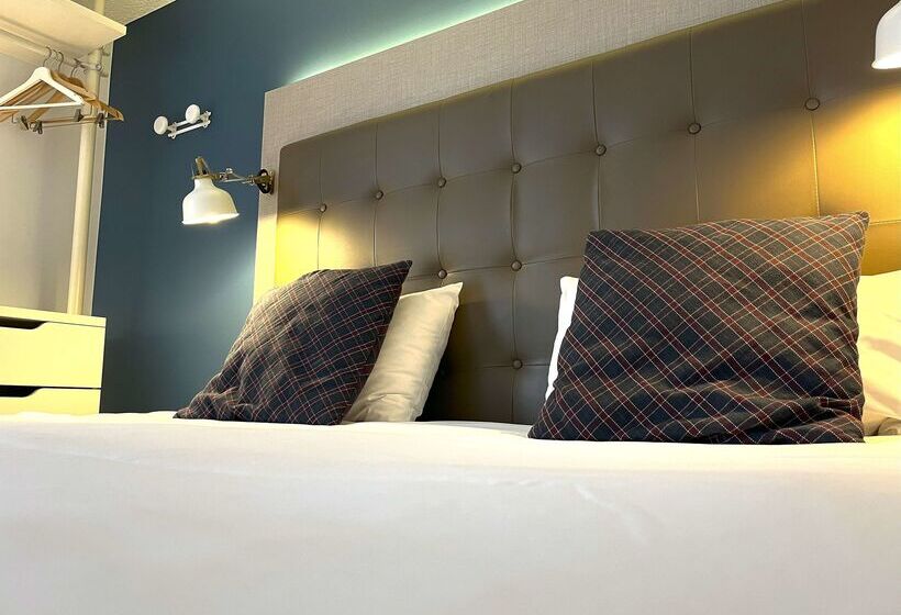 هتل Kyriad Argenteuil