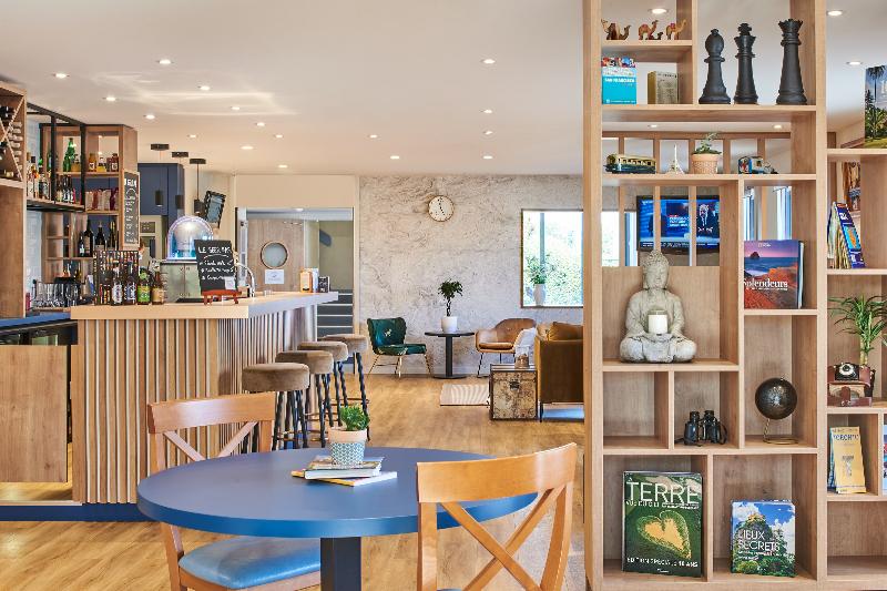 هتل Kyriad Paris Sud Les Ulis Courtaboeuf
