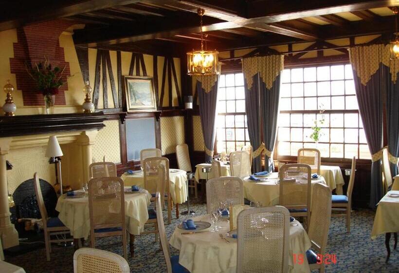 בית מלון כפרי Logis   Hôtel & Restaurant Le Bellevue