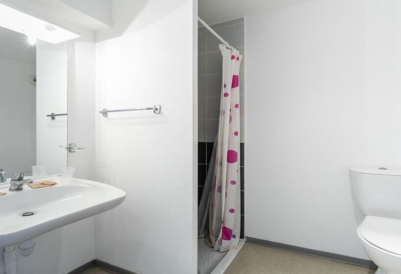 هتل Vacanceole  Residence Le Saint Clair