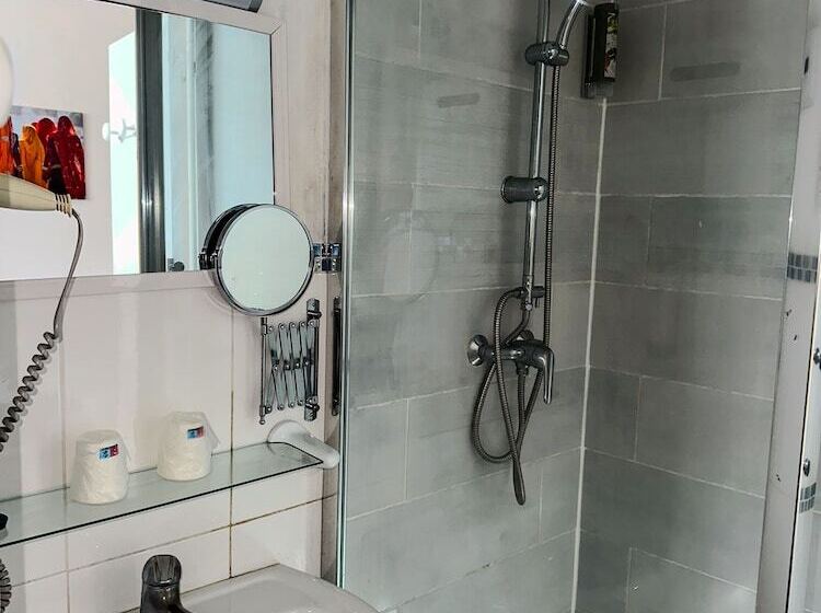 בית מלון כפרי Logis Hôtel Restaurant La Coupe D Or