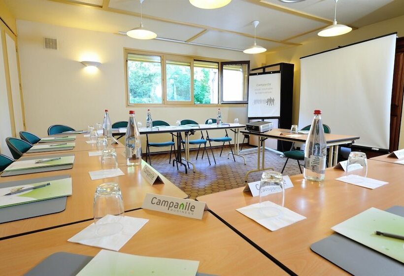 هتل Campanile Cholet