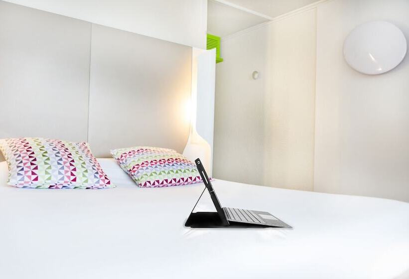 Отель Campanile Marne La Vallee  Torcy