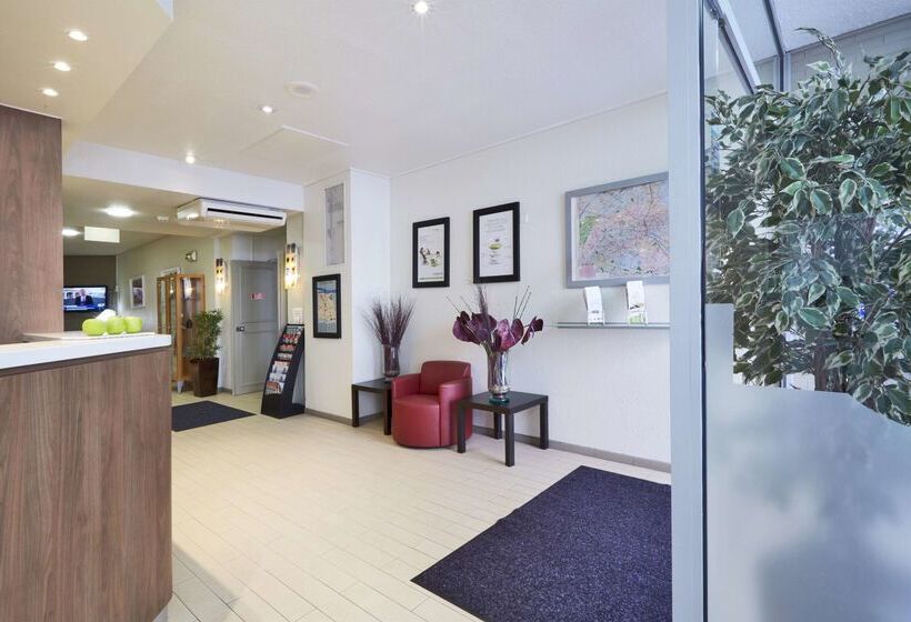 בית מלון כפרי Campanile Paris Ouest   Porte De Champerret Levallois