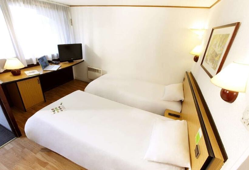 ホテル Campanile Clermont Ferrand ~ Thiers