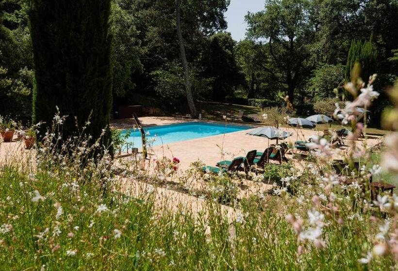 فندق Domaine D Auriac  Relais & Chateaux