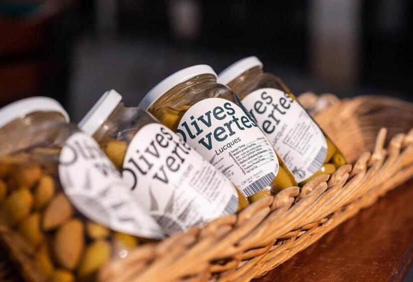 فندق Domaine D Auriac  Relais & Chateaux