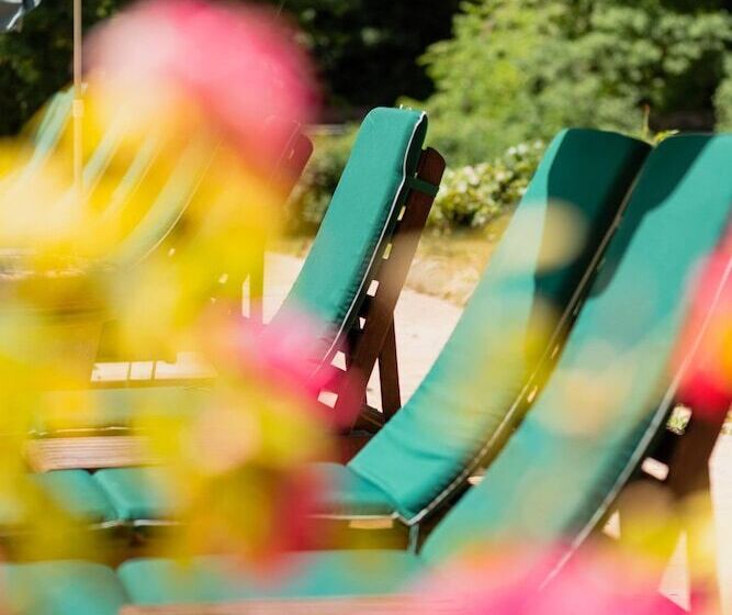 فندق Domaine D Auriac  Relais & Chateaux