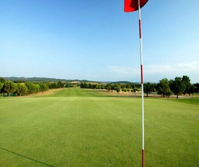 فندق Domaine D Auriac  Relais & Chateaux