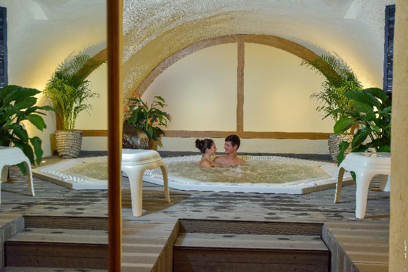 בית מלון כפרי Golf Chateau De Chailly