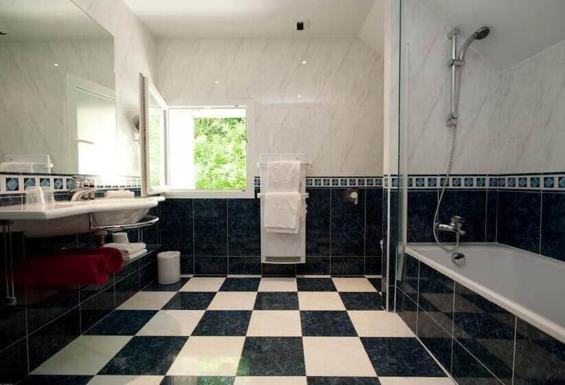 Отель Hostellerie Les Hauts De Sainte Maure