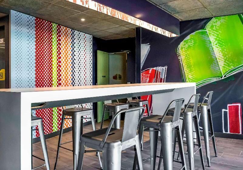 בית מלון כפרי Ibis Budget Avignon Centre