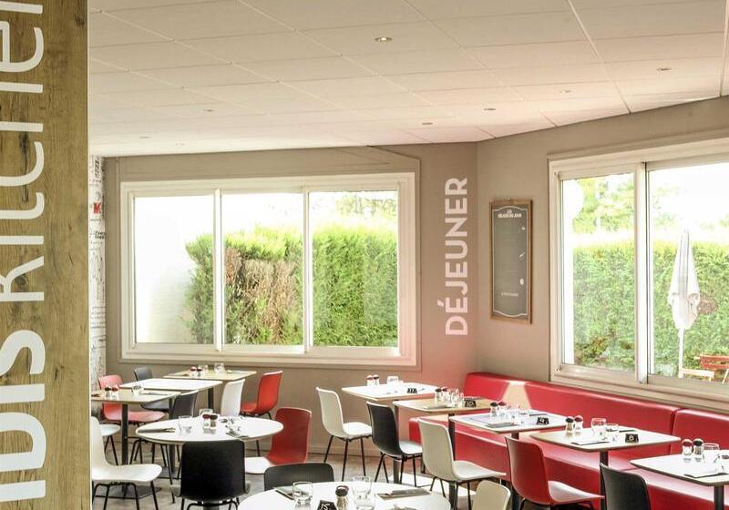 هتل Ibis Châlonsenchampagne